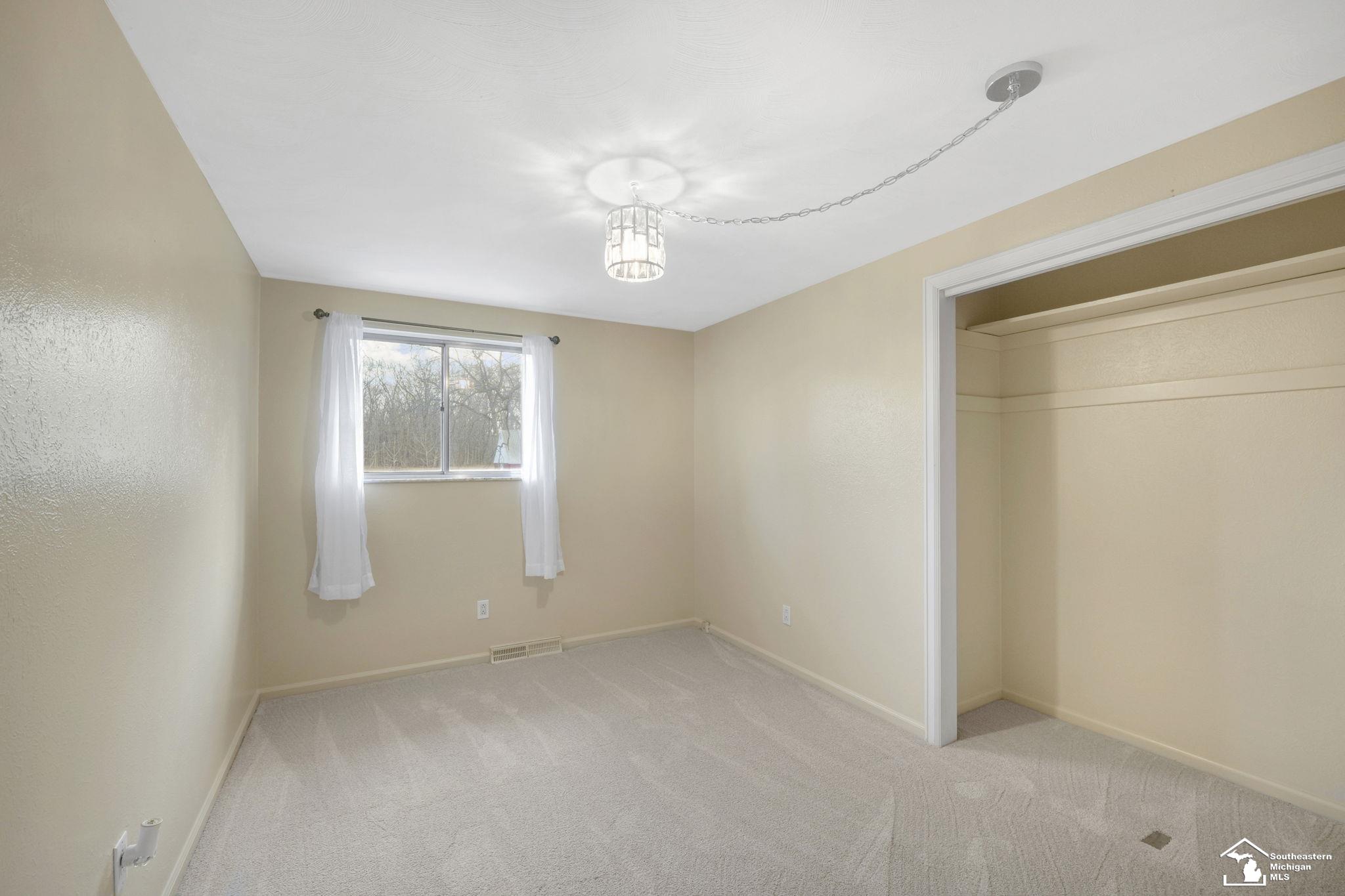 4285 Smith Road Lambertville, MI 48144 - Photo 28 of 66 50170008-12618106-3209-4fd0-a9f5-90b8fba0dc9d.JPG