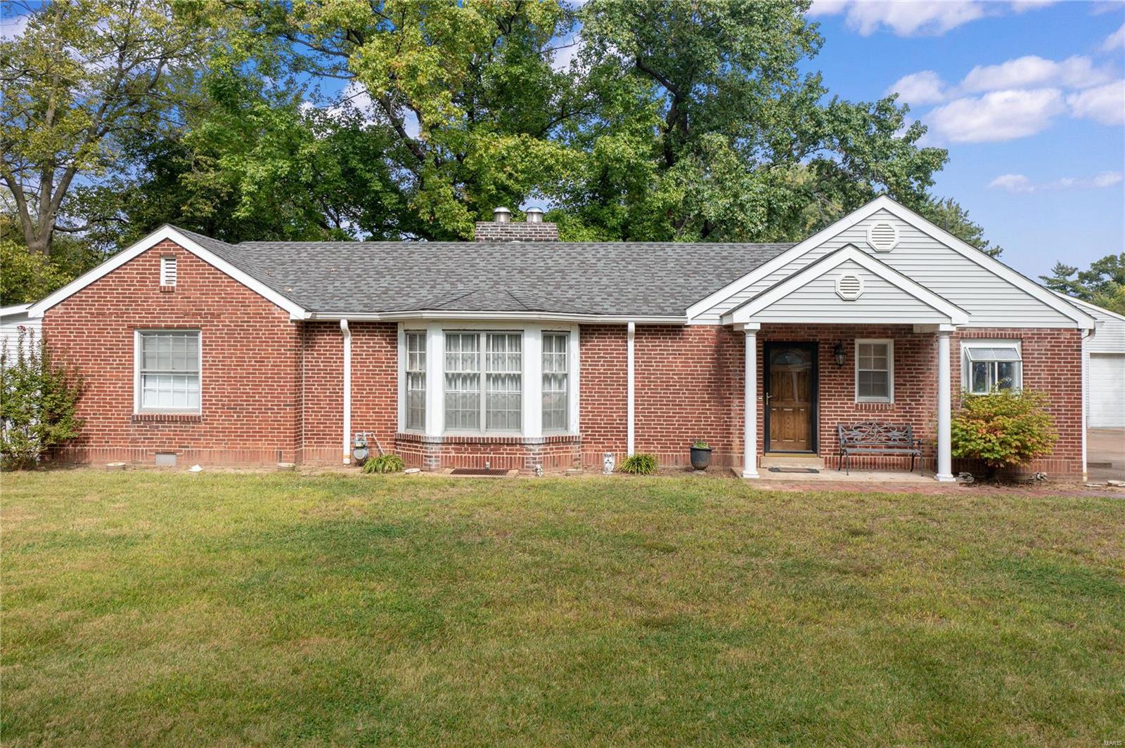 12845 Big Bend Road St. Louis, MO 63122 - Photo 1 of 24 Gallery Image 1