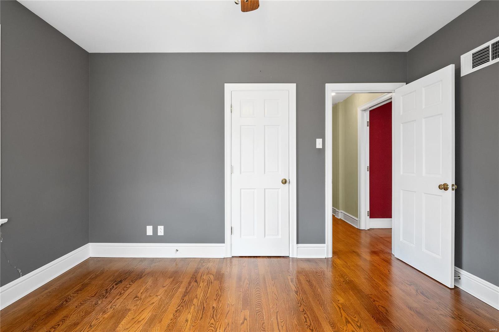 12845 Big Bend Road St. Louis, MO 63122 - Photo 11 of 24 Gallery Image 11