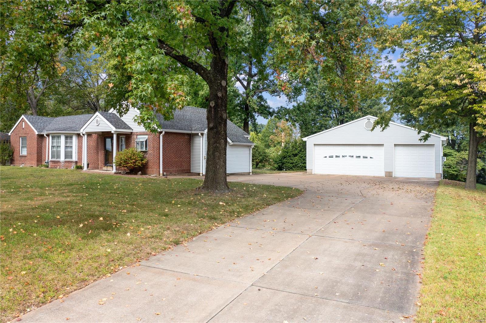 12845 Big Bend Road St. Louis, MO 63122 - Photo 2 of 24 Gallery Image 2