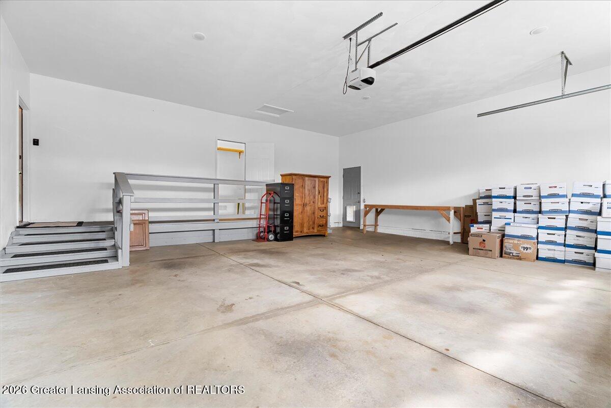 5859 Sleight Road Bath, MI 48808 - Photo 41 of 72 Garage