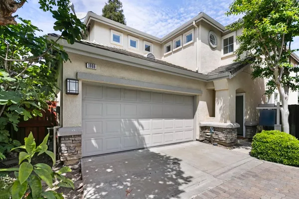 $1,658,000 | 1986 Wayne Circle, San Jose, CA 95131