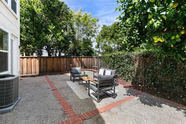 $1,658,000 | 1986 Wayne Circle, San Jose, CA 95131