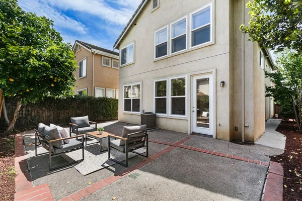 $1,658,000 | 1986 Wayne Circle, San Jose, CA 95131
