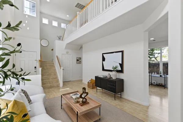 $1,658,000 | 1986 Wayne Circle, San Jose, CA 95131