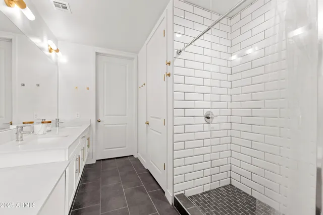 $409,000 | 3131 North Central Avenue, Unit 3006, Phoenix, AZ 85012