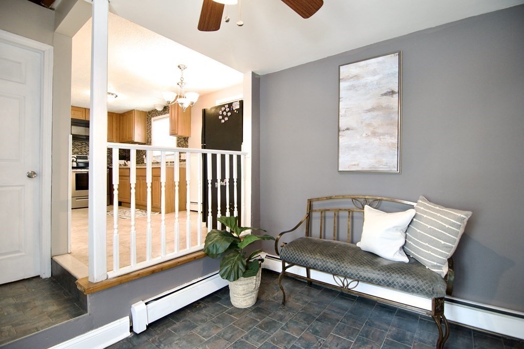 212 West Allen Ridge Road Springfield, MA 01118 - Photo 15 of 42