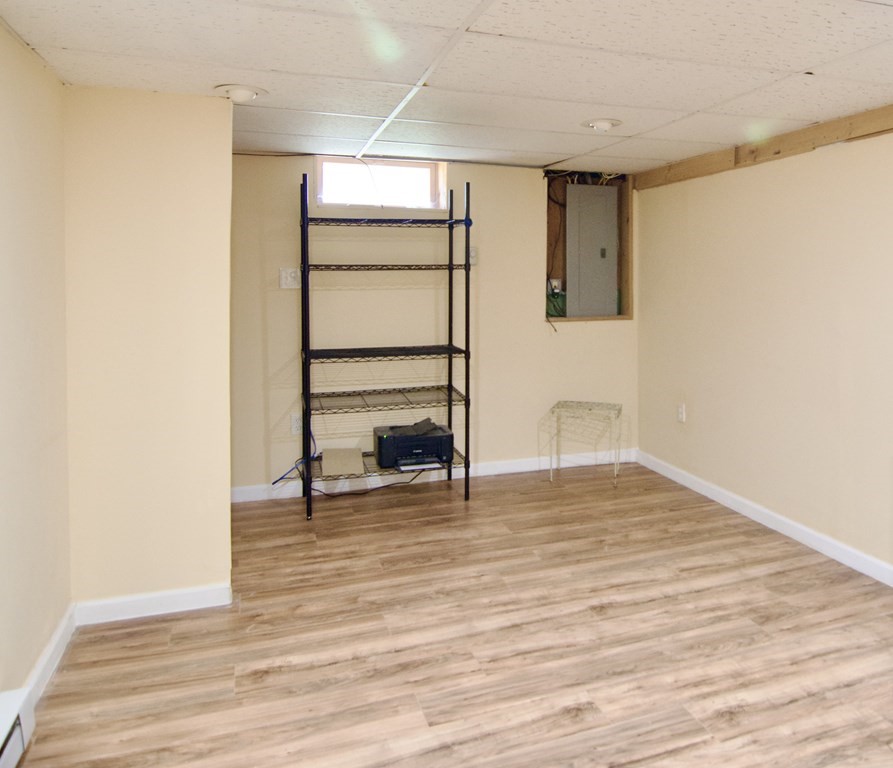 212 West Allen Ridge Road Springfield, MA 01118 - Photo 37 of 42