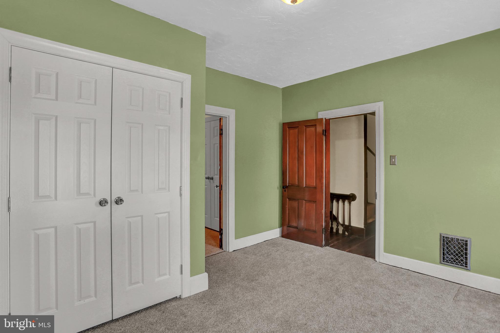 183 South East Street Spring Grove, PA 17362 - Photo 20 of 37