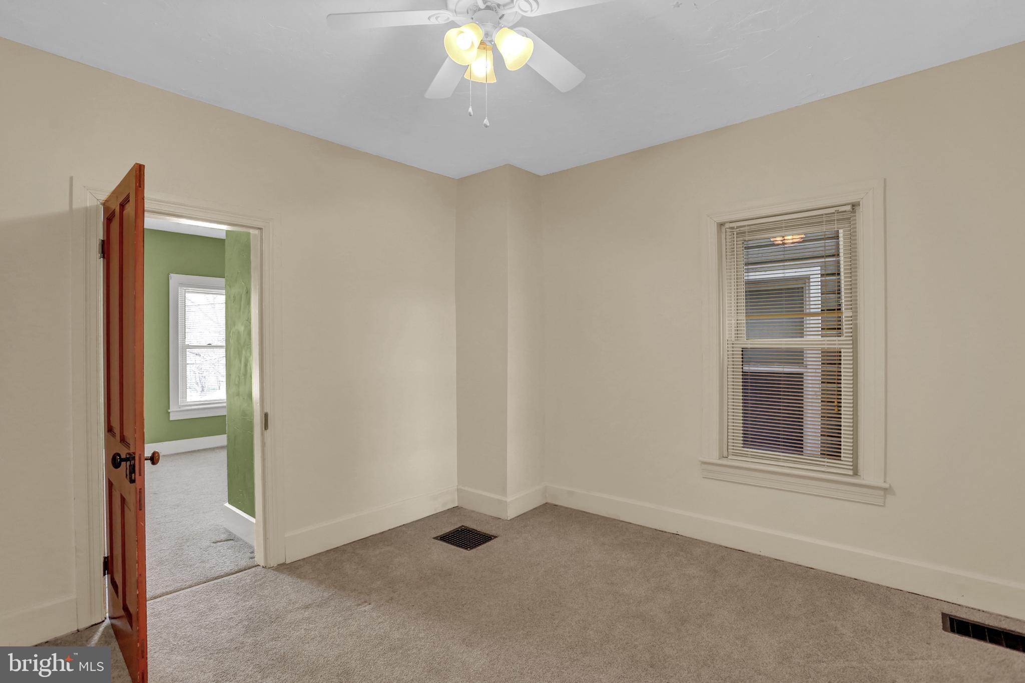 183 South East Street Spring Grove, PA 17362 - Photo 23 of 37