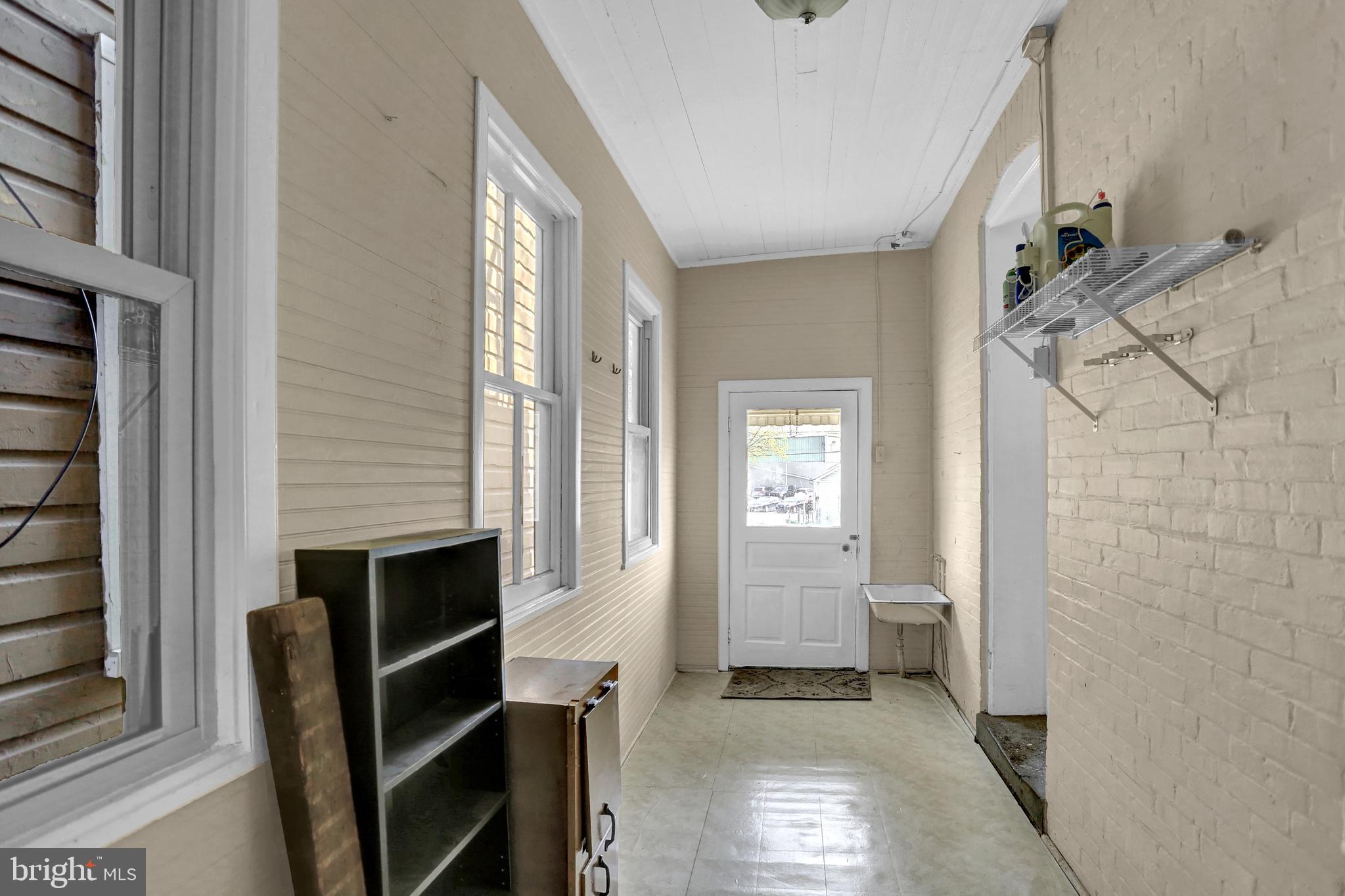 183 South East Street Spring Grove, PA 17362 - Photo 29 of 37