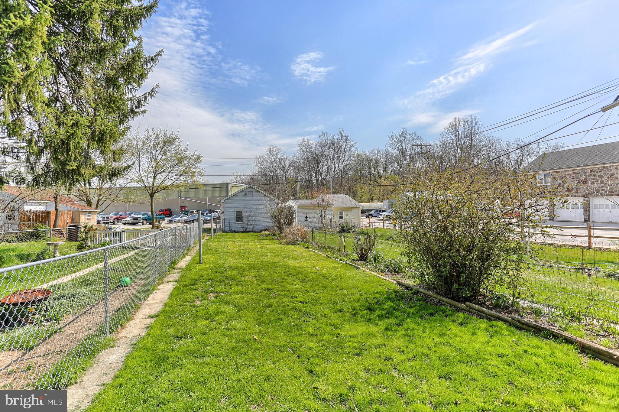 183 South East Street Spring Grove, PA 17362 - Photo 34 of 37