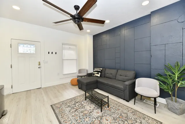 $245,000 | 1210 South Senate Avenue, Indianapolis, IN 46225