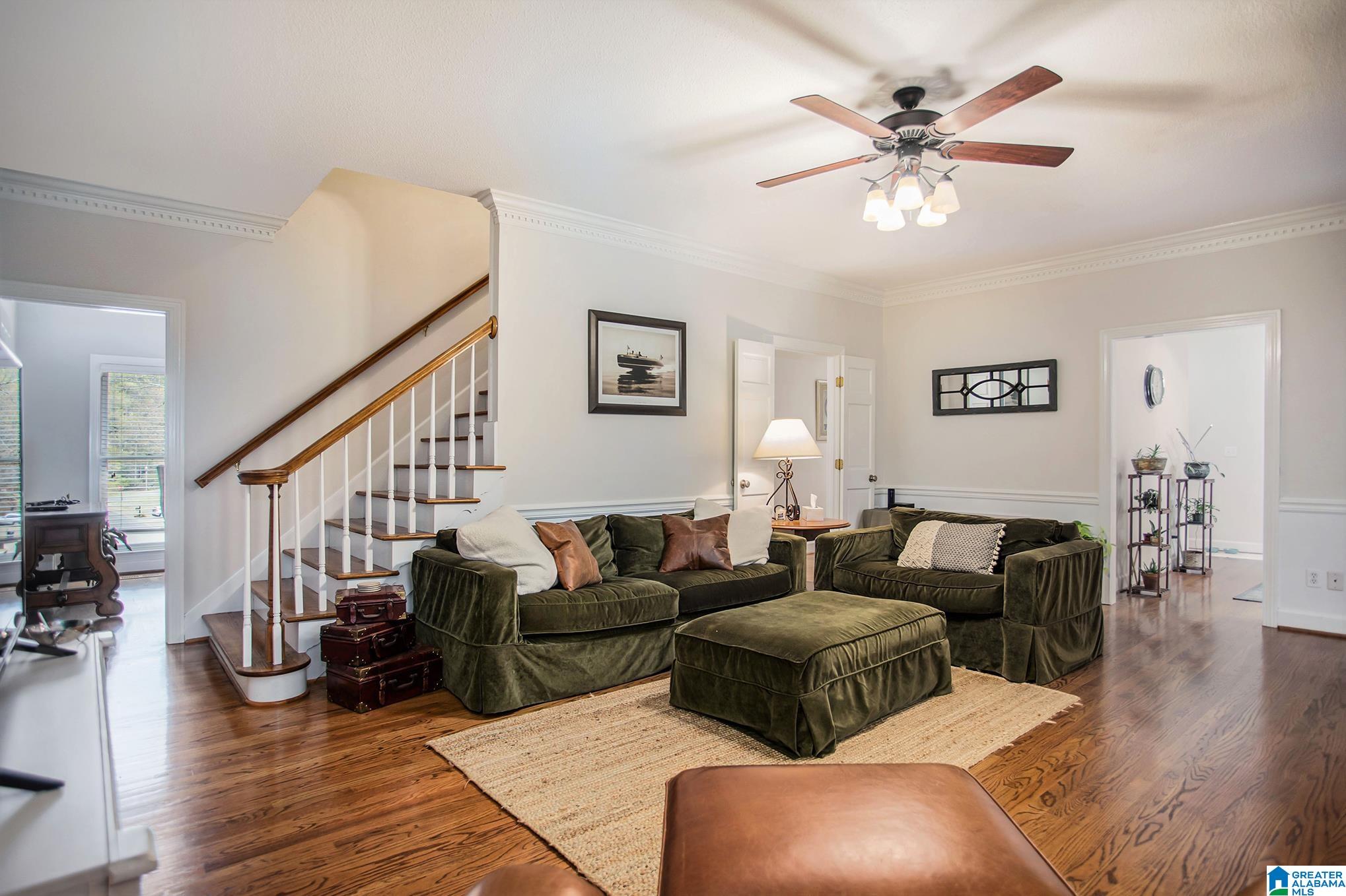 816 Mockernut Road Birmingham, AL 35244 - Photo 3 of 29