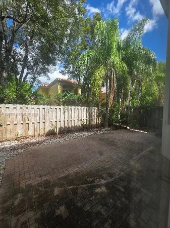 $4,300 | 11525 Northwest 71st Street, Unit 11525, Doral, FL 33178
