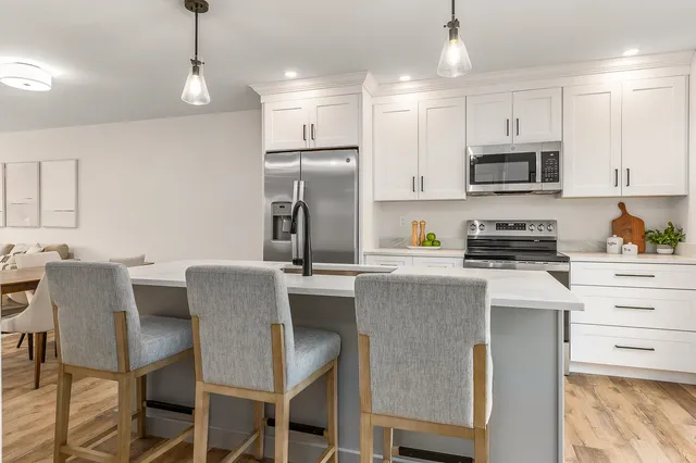 $525,000 | 27 B Birch Hill Lane, Unit 27B, Somersworth, NH 03878