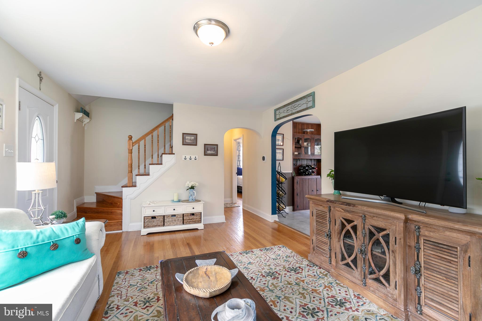 456 Broadwater Road Arnold, MD 21012 - Photo 4 of 47