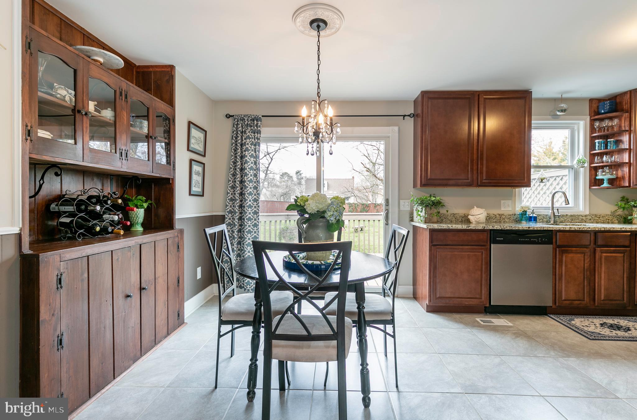 456 Broadwater Road Arnold, MD 21012 - Photo 5 of 47