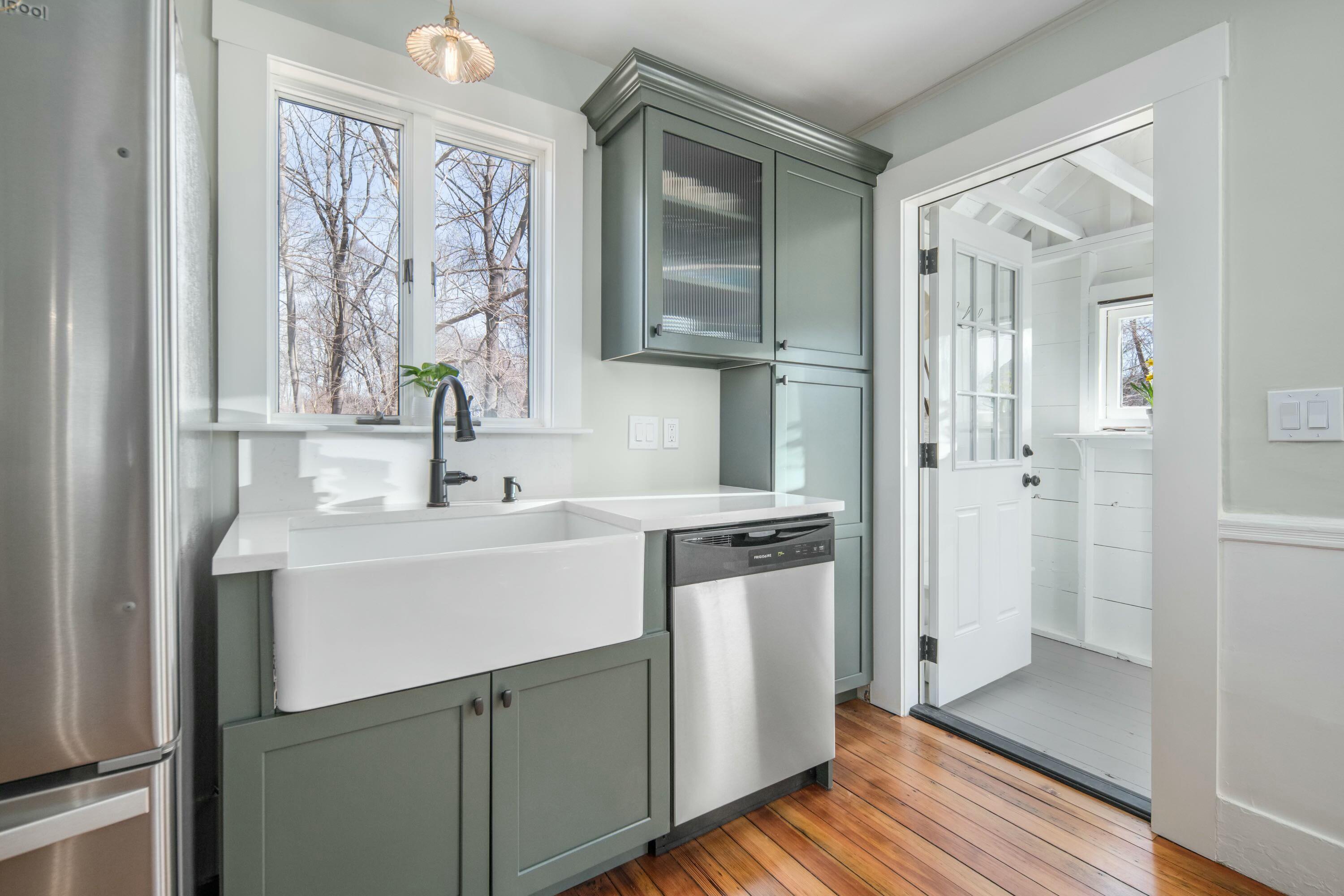 22 Lobster Cove Road York, ME 03909 - Photo 11 of 37 Kitchen