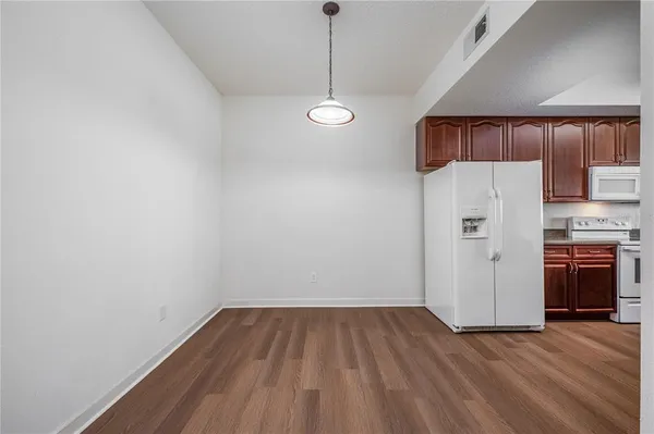 $2,400 | 6336 Buford Street, Unit 203, Orlando, FL 32835