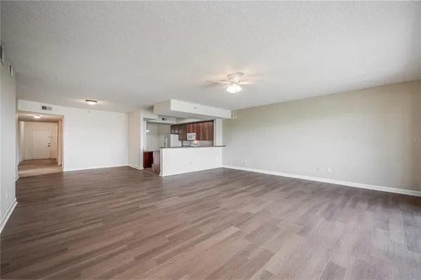 $2,400 | 6336 Buford Street, Unit 203, Orlando, FL 32835