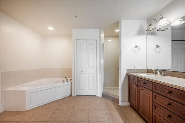 $2,400 | 6336 Buford Street, Unit 203, Orlando, FL 32835