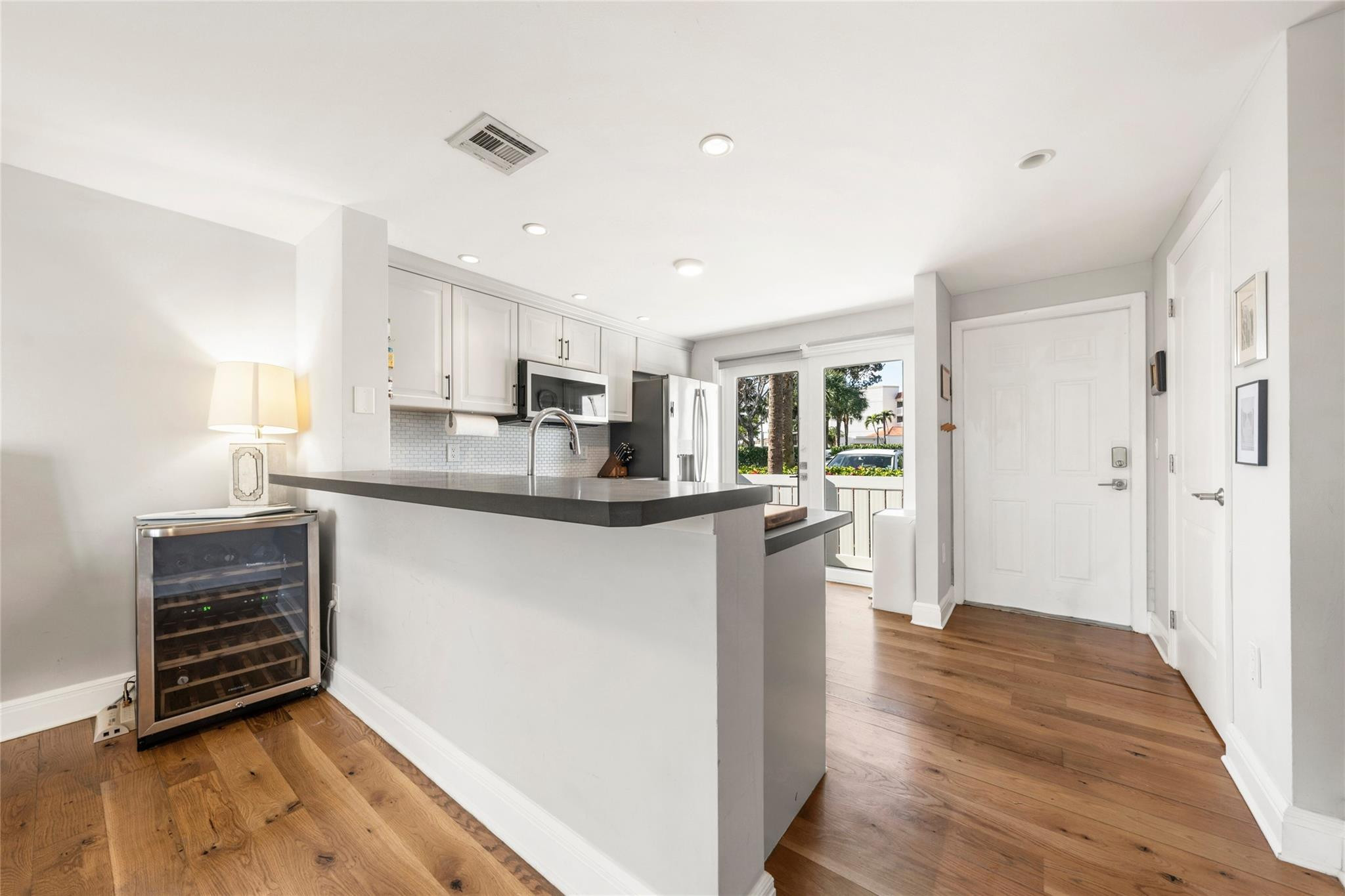 998 Jeffery Street Boca Raton, FL 33487 - Photo 10 of 33 Photo 10