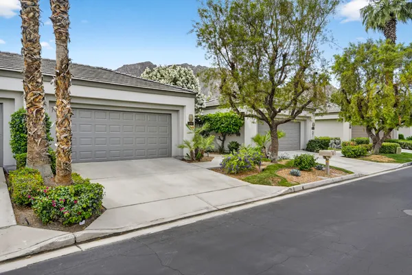 $650,000 | 54467 Shoal Creek, La Quinta, CA 92253