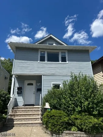 $3,500 | 9 Rosedale Avenue, Unit 1, Montclair, NJ 07042