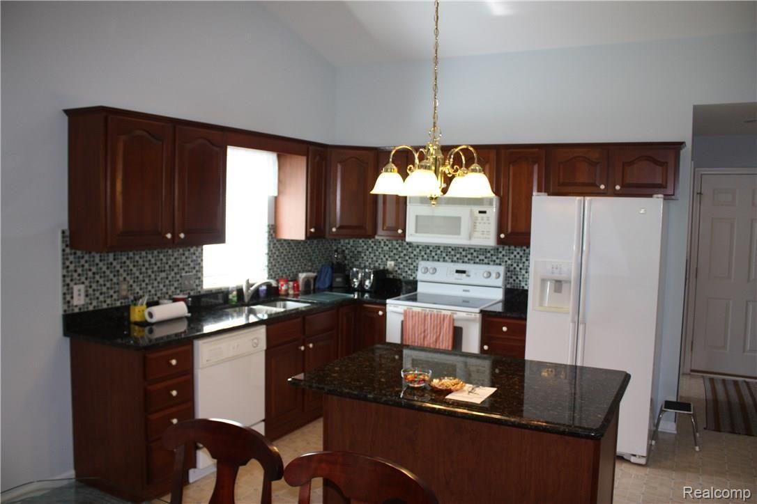 1450 River Road, Unit 22 St. Clair, MI 48079 - Photo 8 of 21 IMG_9434.JPG
