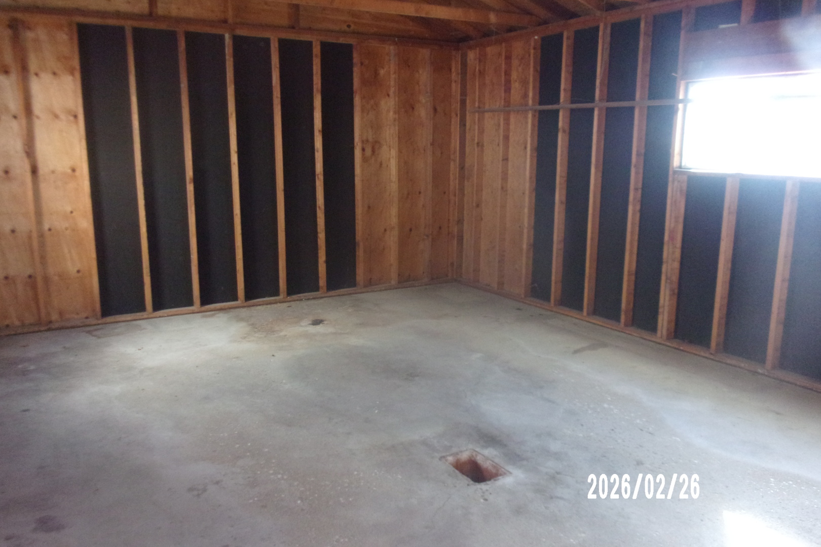 202 North Harrison Street Flanagan, IL 61740 - Photo 16 of 16 a view of wooden door