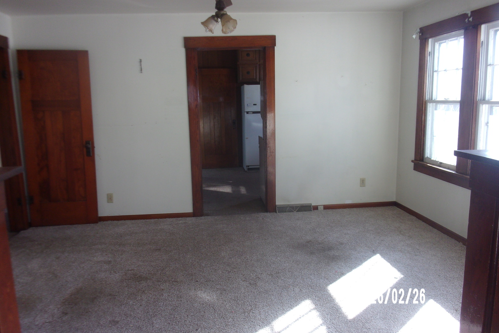 202 North Harrison Street Flanagan, IL 61740 - Photo 7 of 16 an empty room with windows