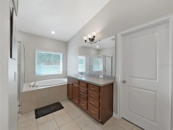 $2,300 | 14066 Finsbury Drive, Spring Hill, FL 34609