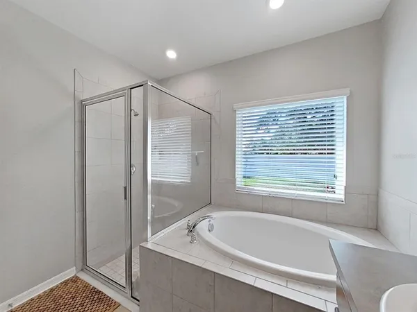 $2,300 | 14066 Finsbury Drive, Spring Hill, FL 34609