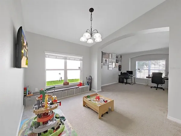 $2,300 | 14066 Finsbury Drive, Spring Hill, FL 34609