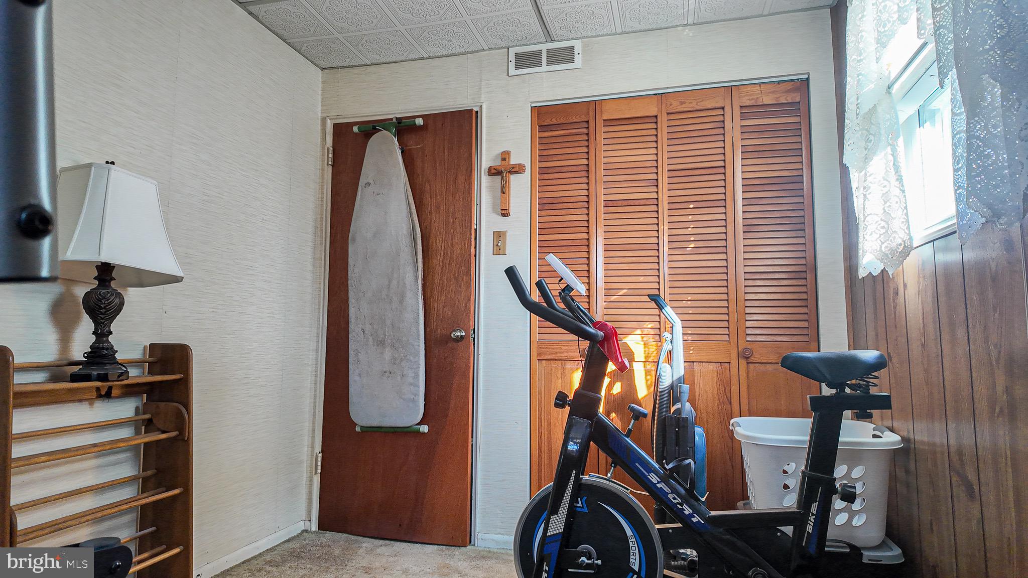 10964 Kipling Lane Philadelphia, PA 19154 - Photo 21 of 31 a view of a room with gym equipment