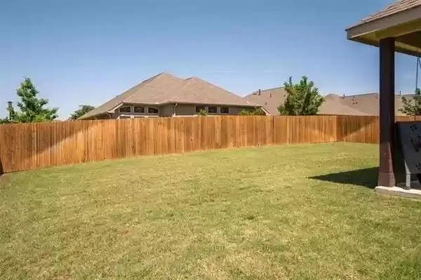 $2,600 | 1412 Rose Bud Court, Little Elm, TX 75068