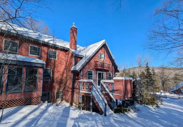 $485,000 | 7 Pine Tree Lane, West Dover, VT 05356
