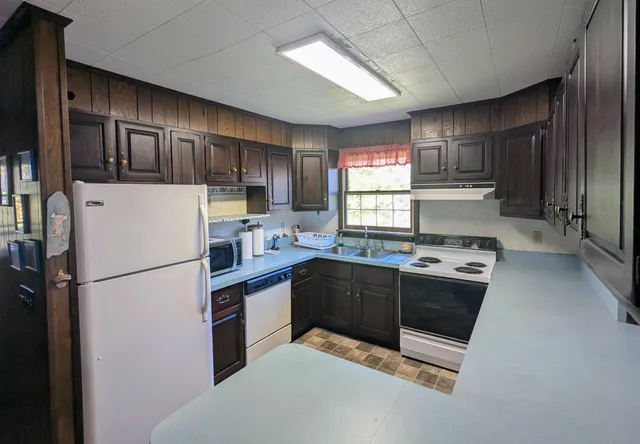 $485,000 | 7 Pine Tree Lane, West Dover, VT 05356