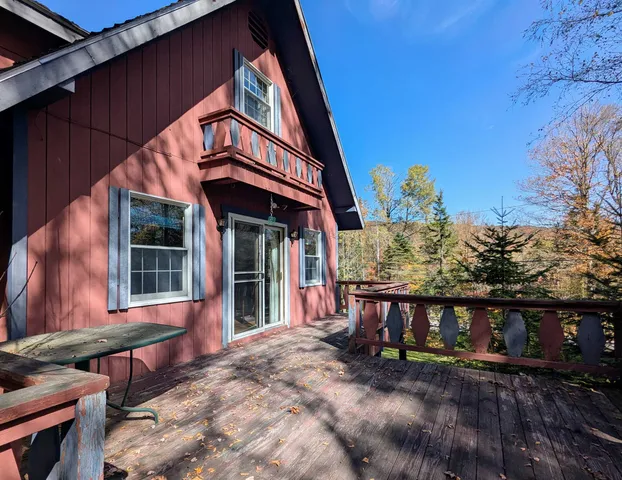 $485,000 | 7 Pine Tree Lane, West Dover, VT 05356