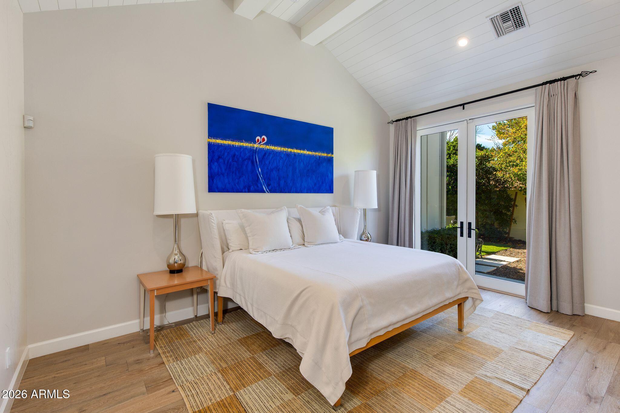 4408 37th Way Phoenix, AZ 85018 - Photo 9 of 23 Primary Suite