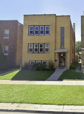 $2,000 | 1806 Grove Avenue, Unit 1, Berwyn, IL 60402