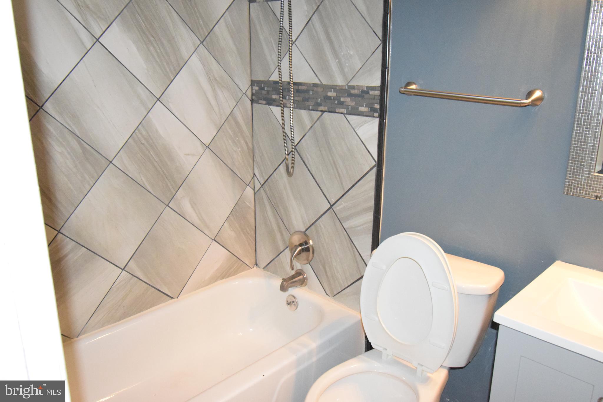 39 Top View Court Baltimore, MD 21244 - Photo 18 of 29