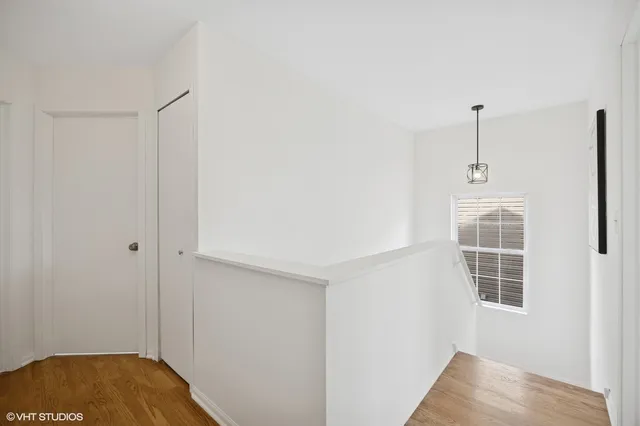 $2,990 | 639 Navajo Street, Round Lake Heights, IL 60073