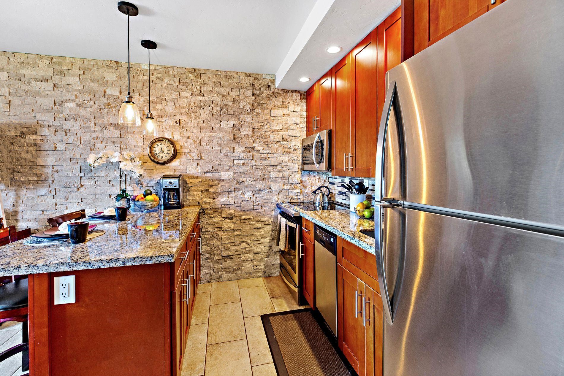 3959 Lower Honoapiilani Road, Unit 313 Lahaina, HI 96761 - Photo 18 of 41 Gallery Image 18