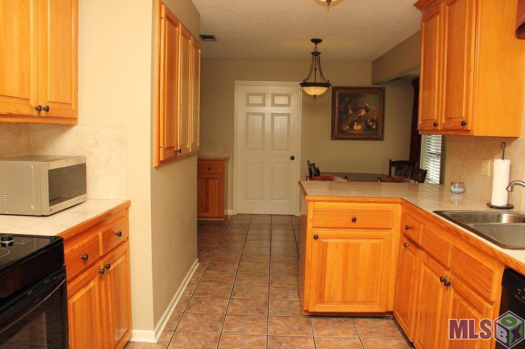 13728 Mary Edith Place Baton Rouge, LA 70809 - Photo 7 of 15 Gallery Image 7