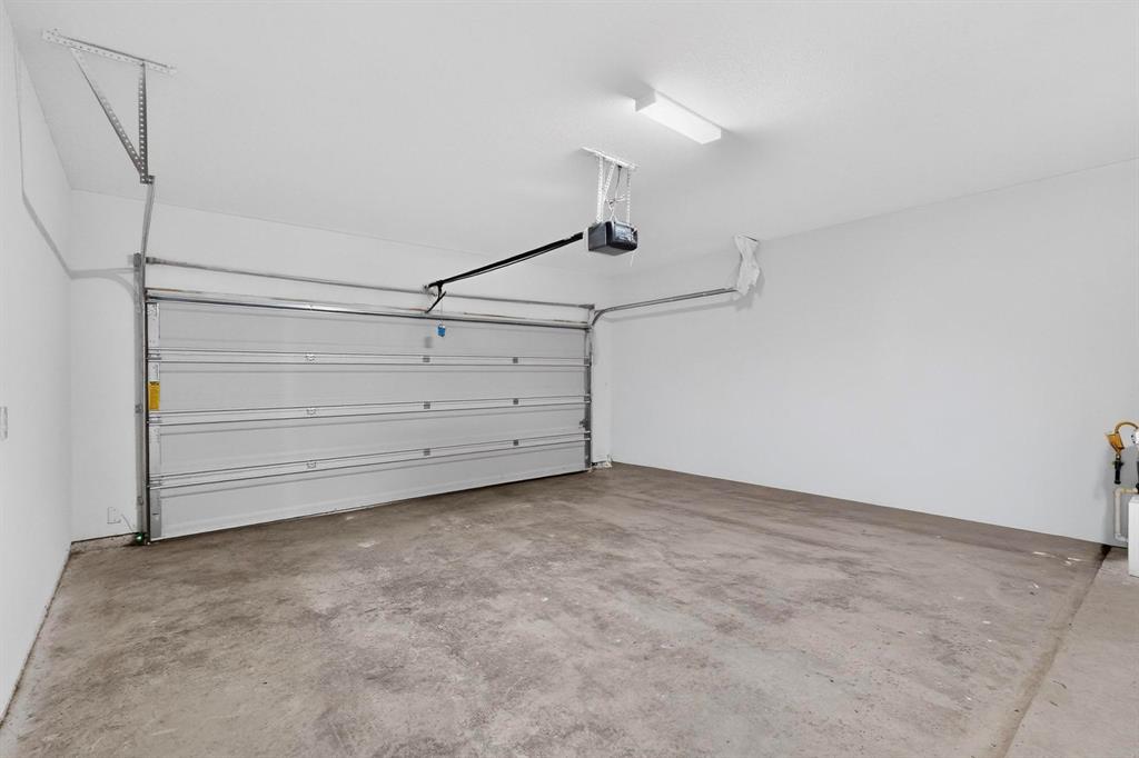 1610 Life Avenue Dallas, TX 75212 - Photo 34 of 38 a view of an empty room