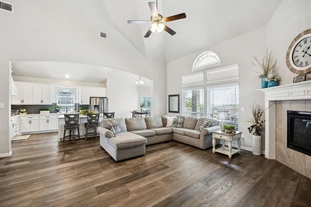 $689,900 | 4409 Canadian River Drive, Celina, TX 75078