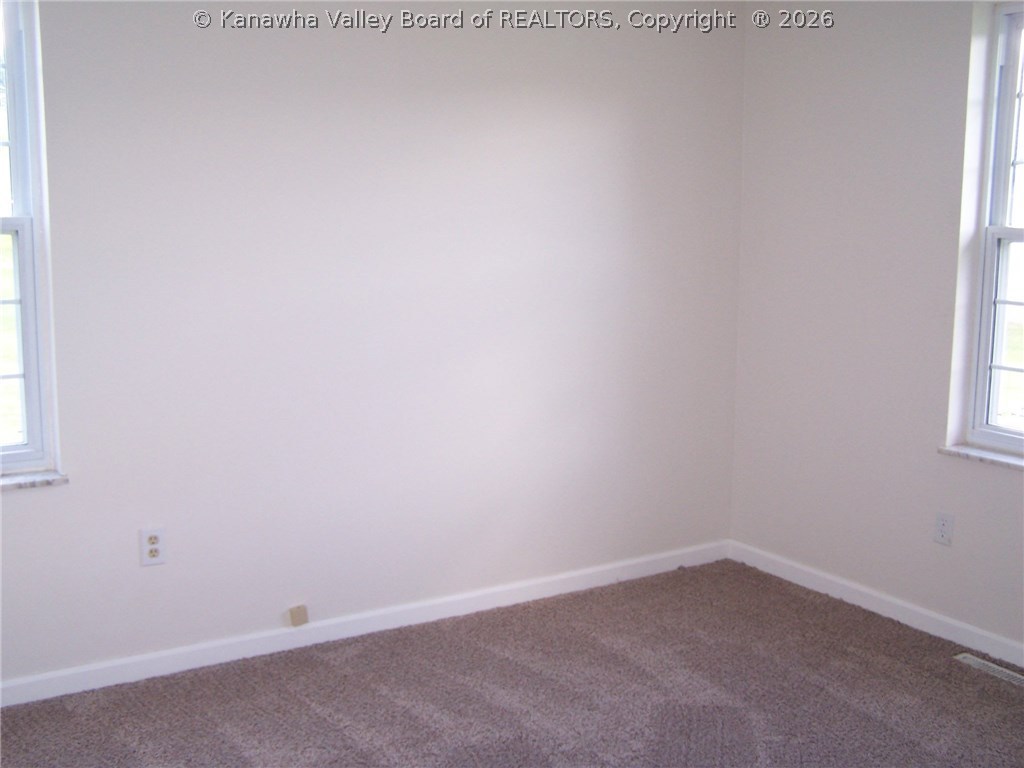 10843 Ripley Road Point Pleasant, WV 25550 - Photo 12 of 24 Gallery Image 12