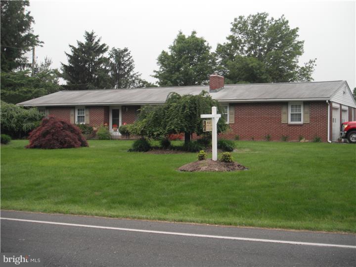 324 California Road Quakertown, PA 18951 - Photo 2 of 23 Front Yard